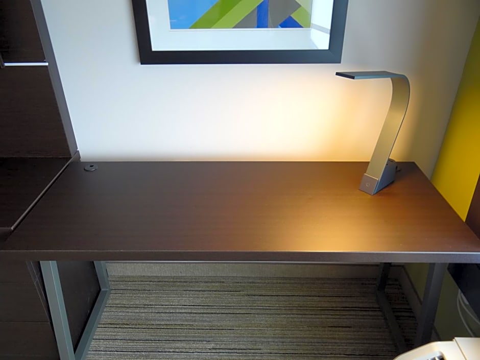 Holiday Inn Express And Suites Auburn Downtown By IHG