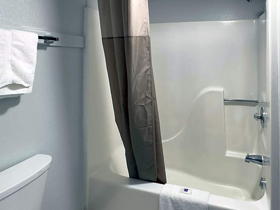 Motel 6-Dyersburg, TN