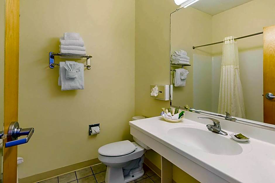 The Carriage House Inn Newport