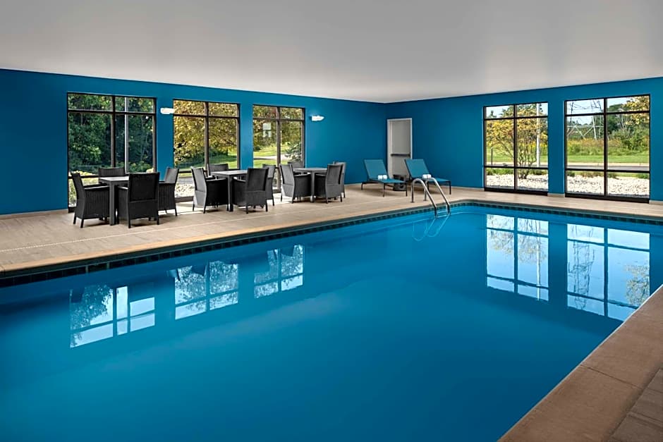 Hampton Inn By Hilton And Suites Grand Rapids