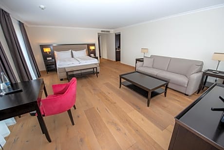 Large Double Room