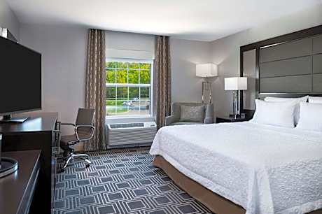 King Room - Non-Smoking