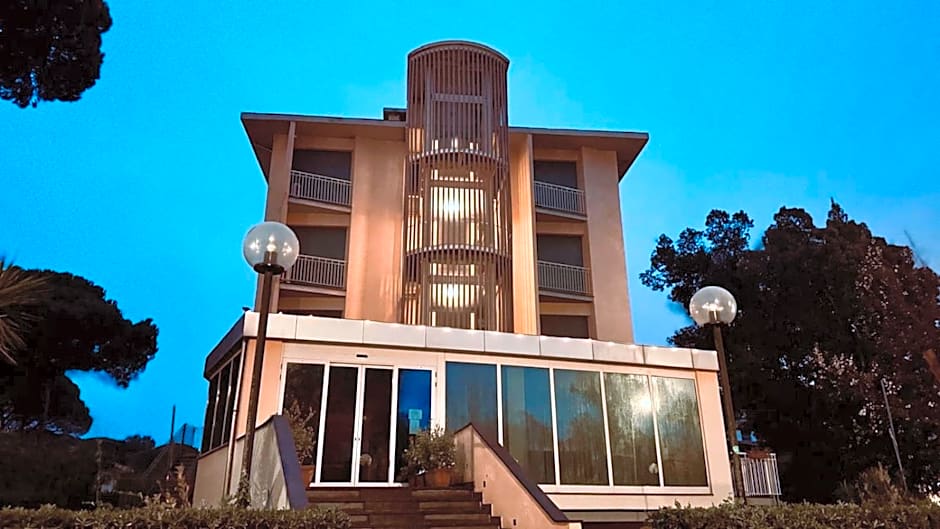 Hotel Florida Tirrenia
