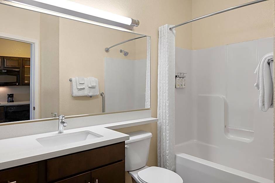 Candlewood Suites Bismarck By IHG