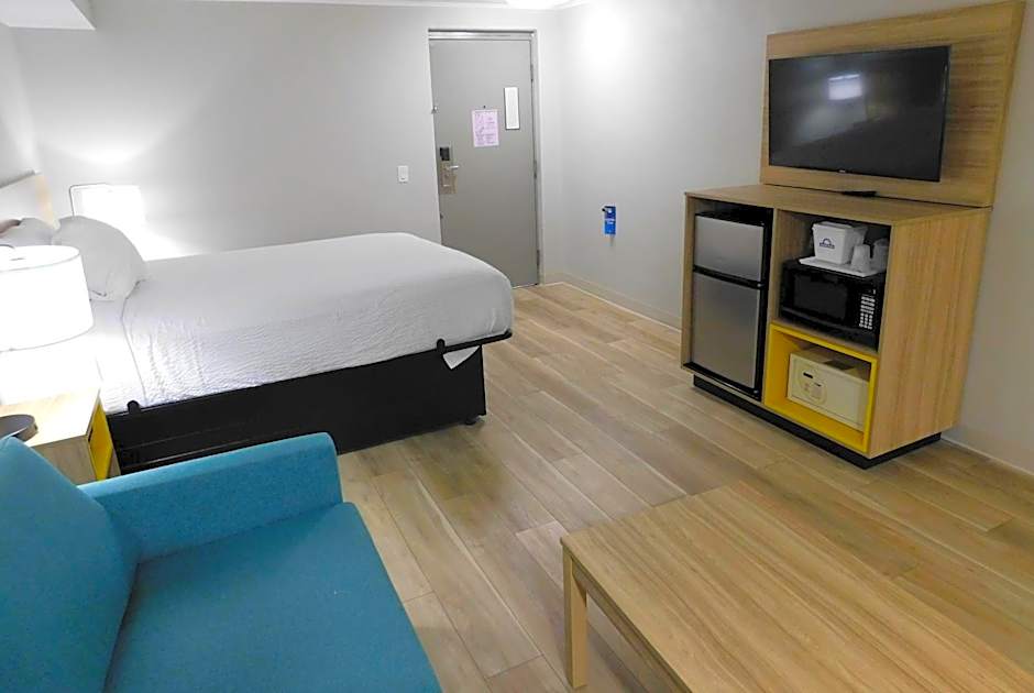 Days Inn by Wyndham Effingham