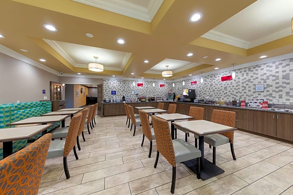 Best Western Plus Wasco Inn & Suites