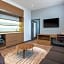 Wingate by Wyndham Long Island City