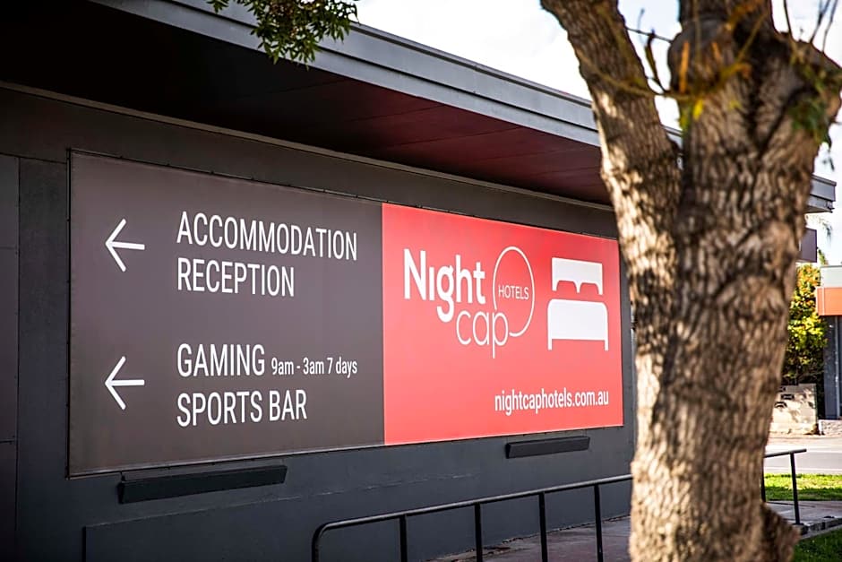 Nightcap at Empire Hotel