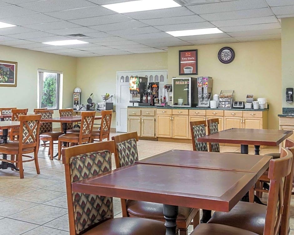 Econo Lodge Dalton West