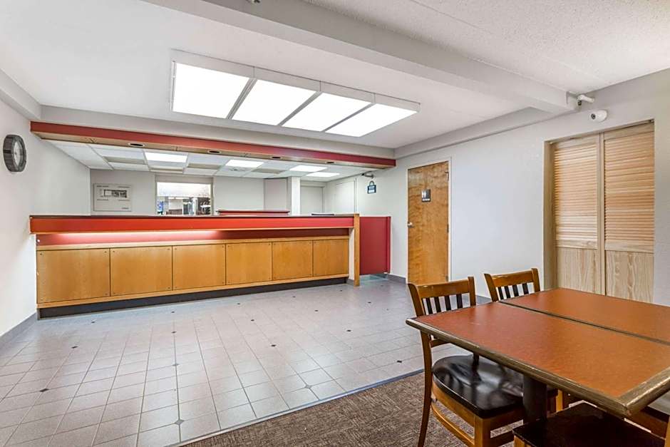 Days Inn by Wyndham Harrisburg North