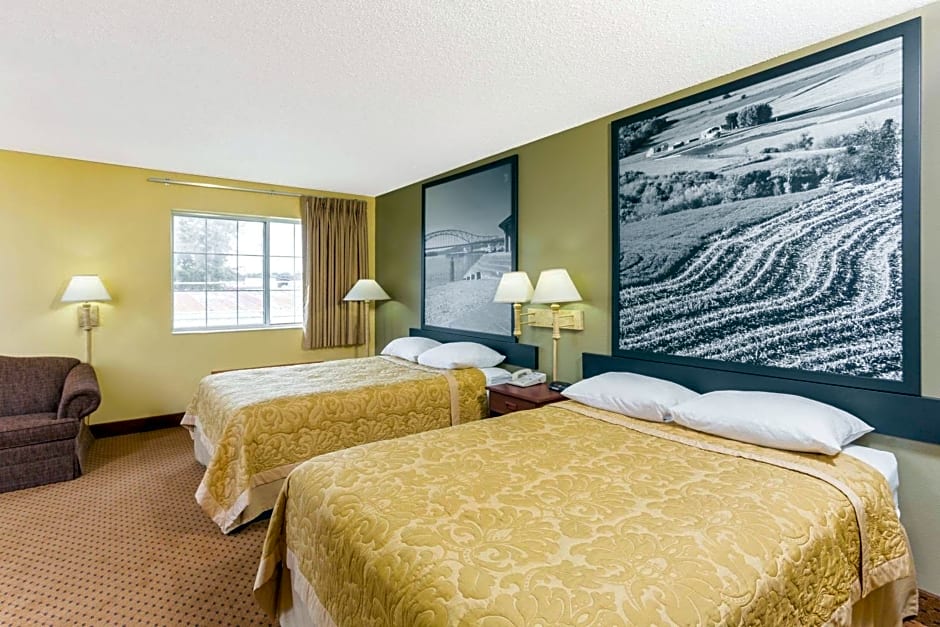 Super 8 by Wyndham Osage