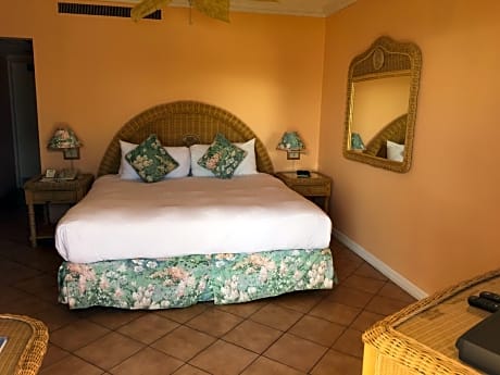 King or Twin Room with Ocean View
