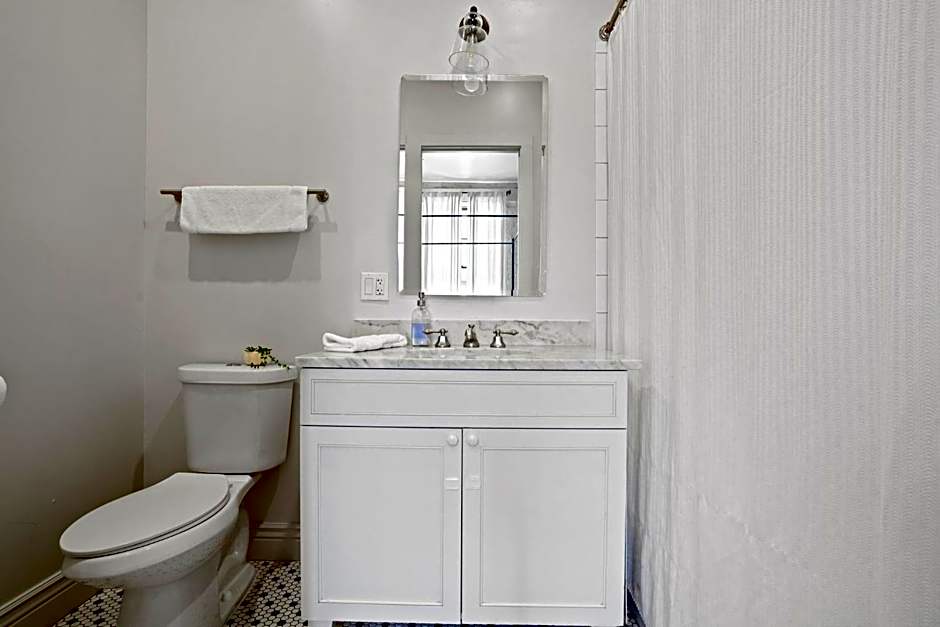 Charming Cbd 4br On Gravier Near Jazz & Dining