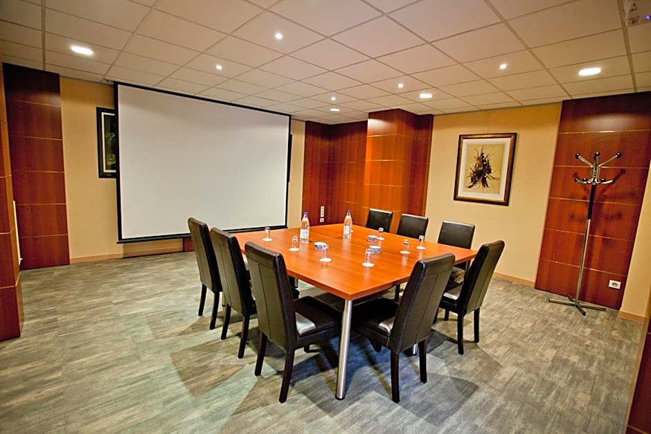 The Originals City, Hôtel Ascotel, Lille Est Grand Stade