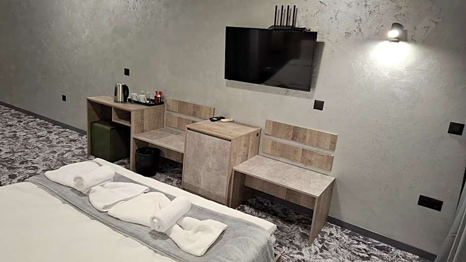 RCR Einstein studios 2