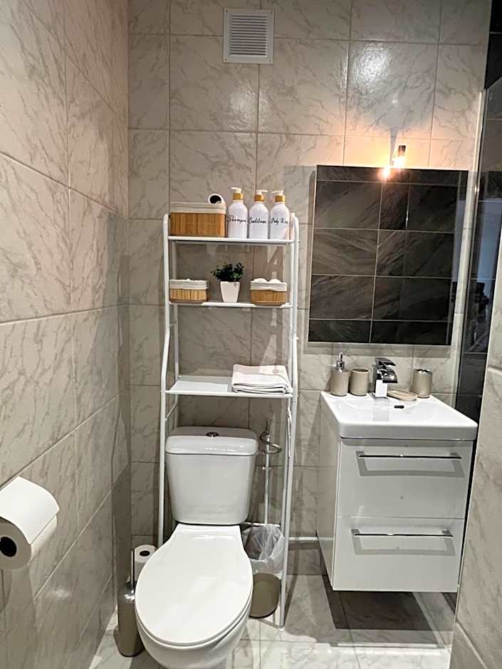 Charmant studio loggia Metro 3pers wifi