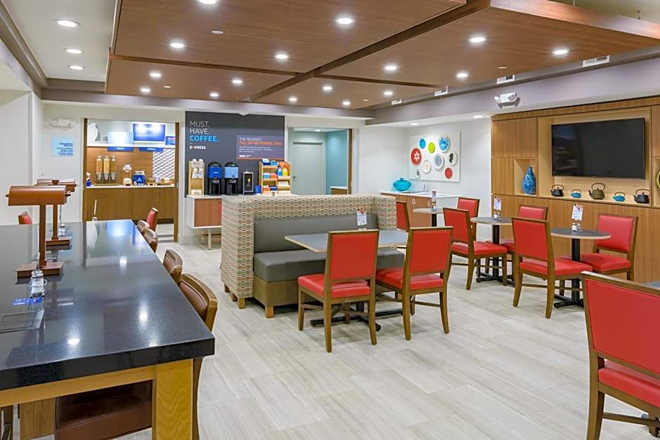Holiday Inn Express Southington By IHG