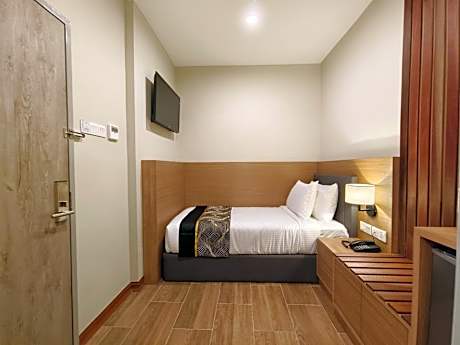 Standard Single Room Without Window