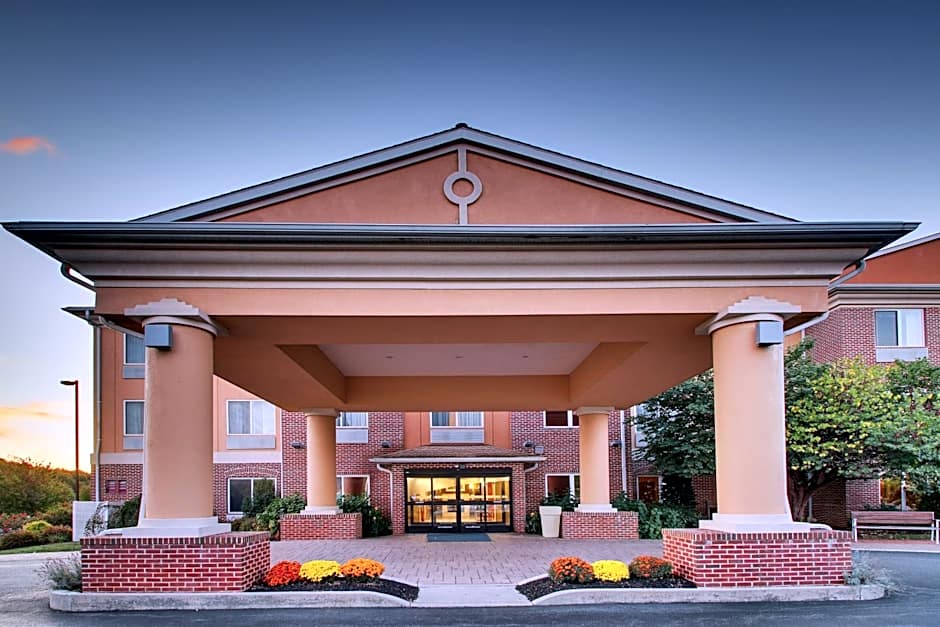 Holiday Inn Express Hotel & Suites Lancaster-Lititz By IHG