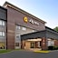 La Quinta Inn & Suites by Wyndham Birmingham/Cahaba Park South