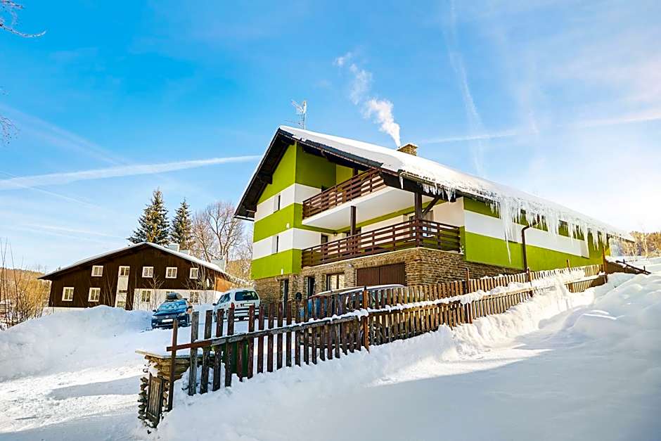 Apartmány Nad Rybníkem