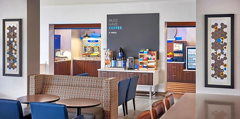 Holiday Inn Express Sarnia - Point Edward By IHG