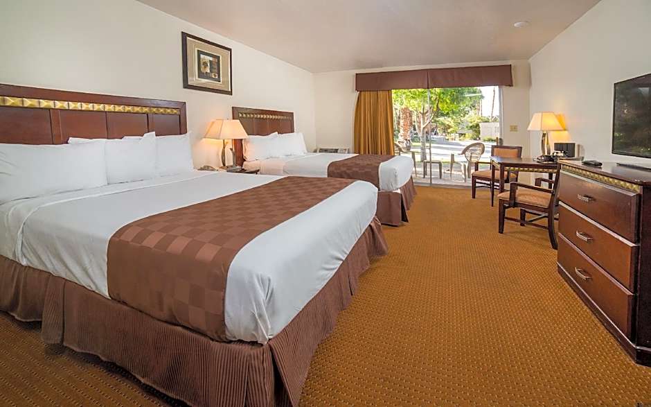 Days Inn by Wyndham Palm Springs