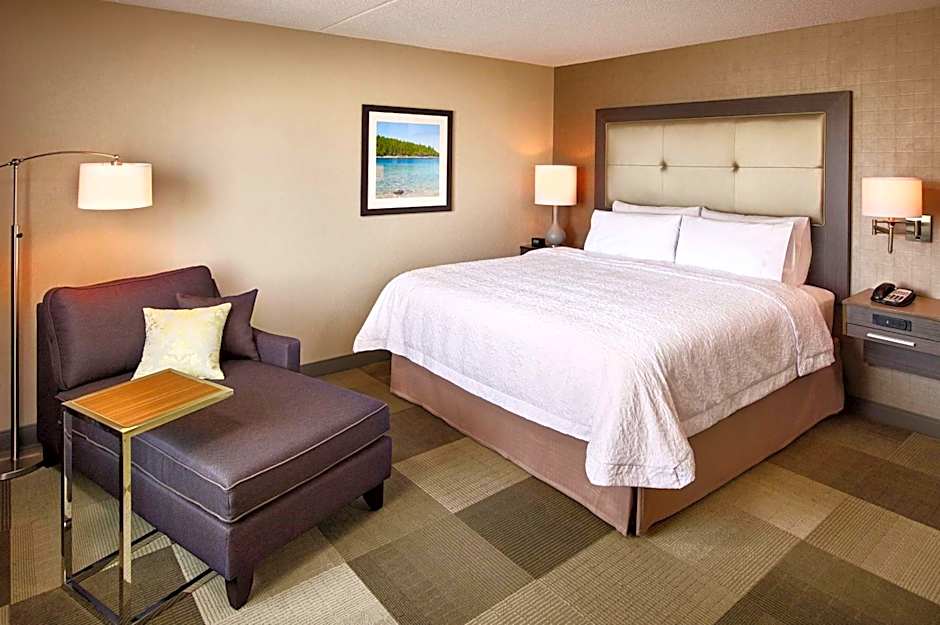 Hampton Inn by Hilton Sarnia-Point Edward