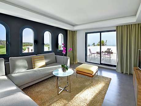 Exclusive Duplex King Suite with Ocean View