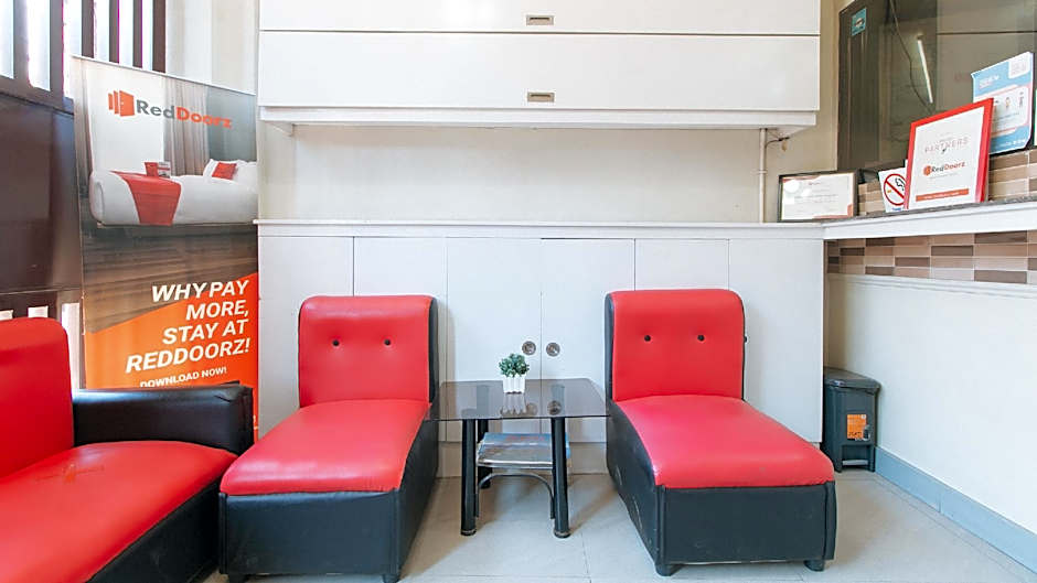 RedDoorz near NAIA Terminal 1