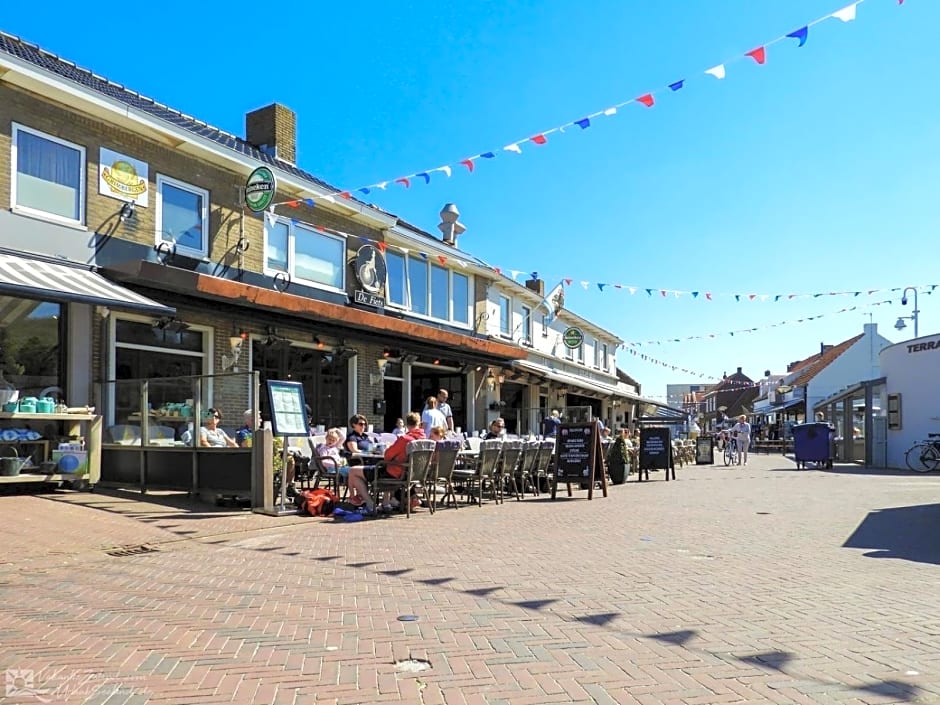 Zoutelande,modern verblijf bij de zee