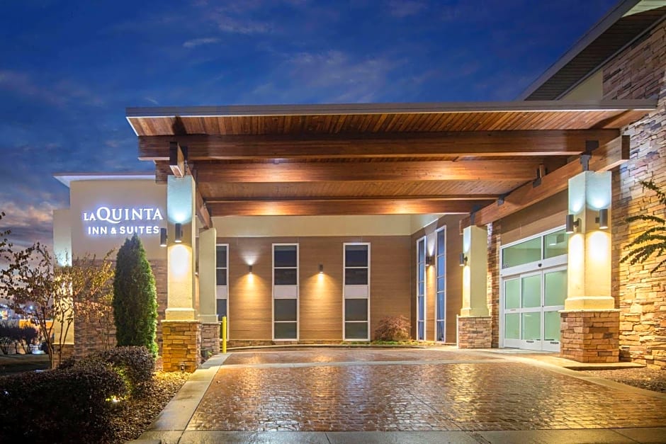 La Quinta Inn & Suites by Wyndham Chattanooga - East Ridge