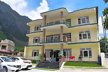 Hotel River View Naran