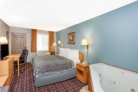 1 King Bed Non-Smoking