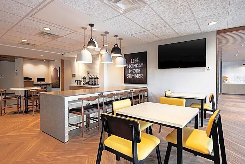 Fairfield Inn & Suites by Marriott Duluth Waterfront