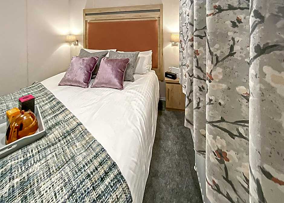 Ogwen Bank Caravan And Lodge Park