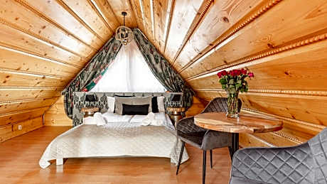 Studio (2 Adults)