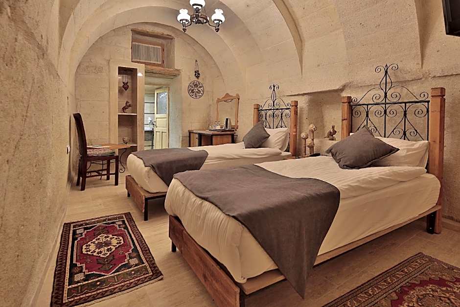 Fosil Cave Hotel