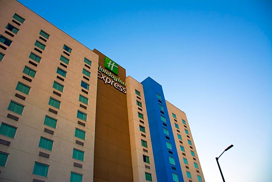 Holiday Inn Express Saltillo Zona Aeropuerto By IHG