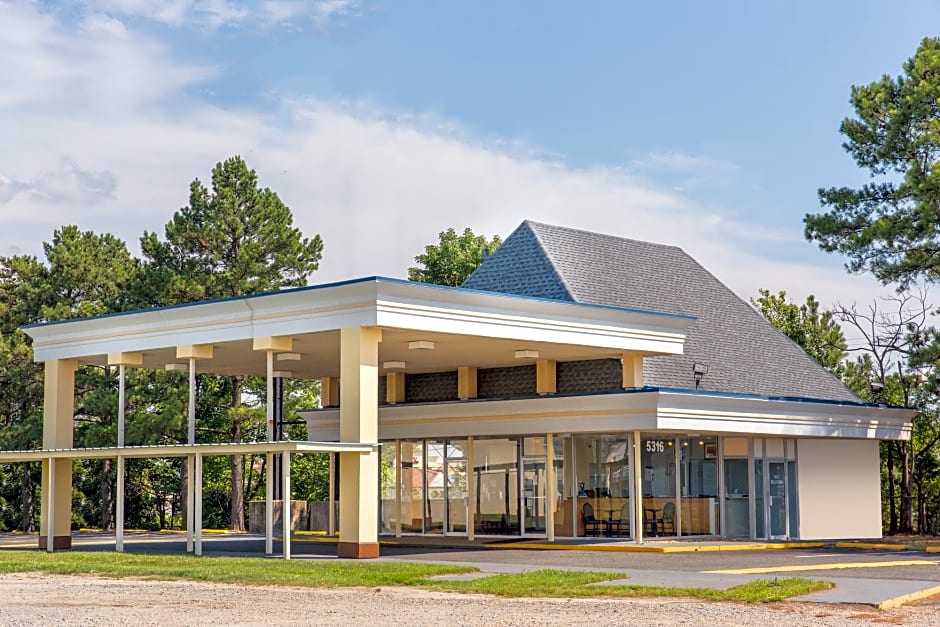 Garden Inn