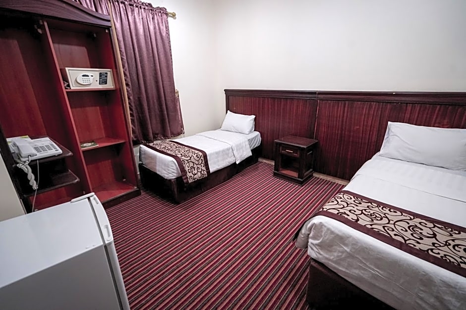 Photo 1 of 4 of Twin Room