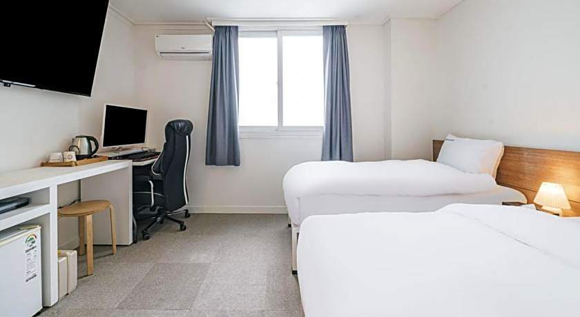 Hotel Gaon J Stay