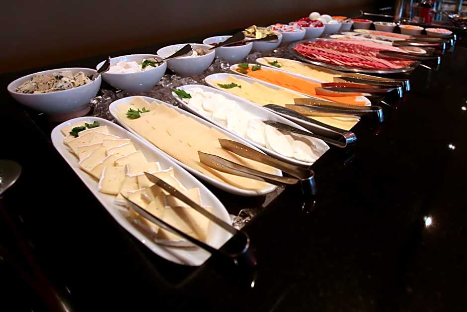 Crowne Plaza Reading East By IHG