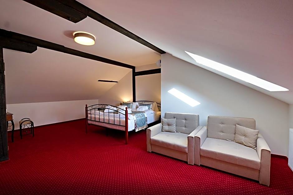 Zámek Wichterle - Hotel a pivní lázně