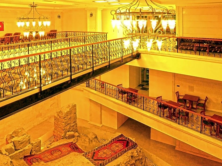 Safa Royal Museum Hotel