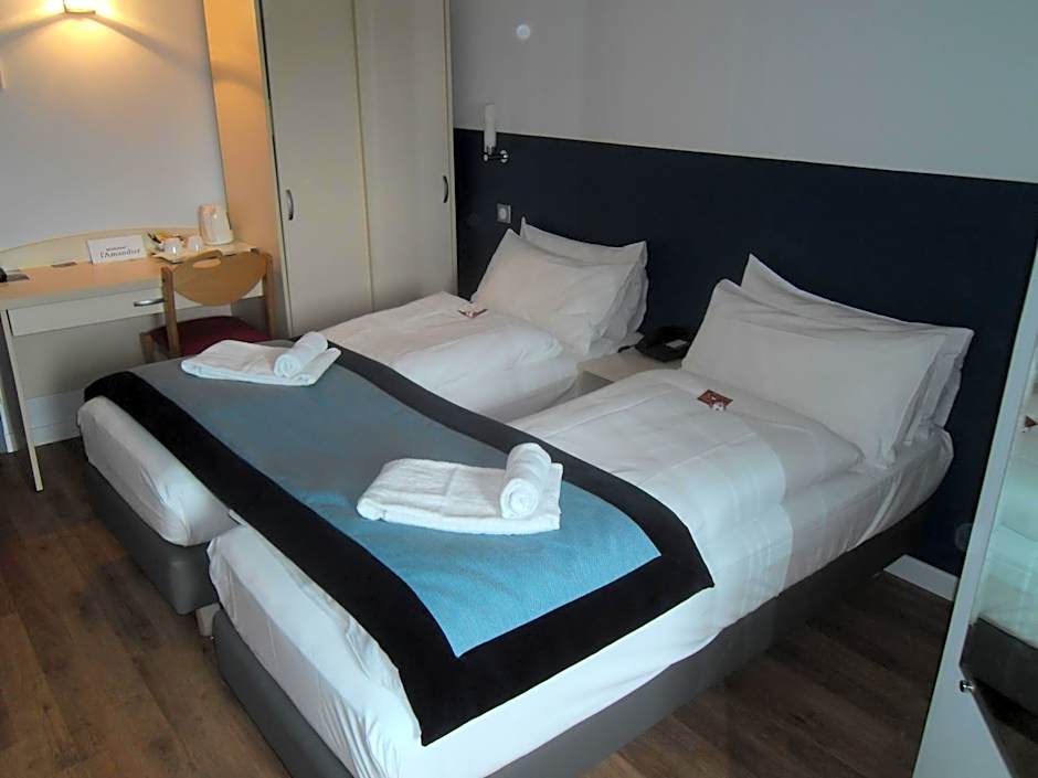 Photo 1 of 3 of Standard 2 Beds