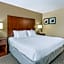 Comfort Inn & Suites East Moline near I-80