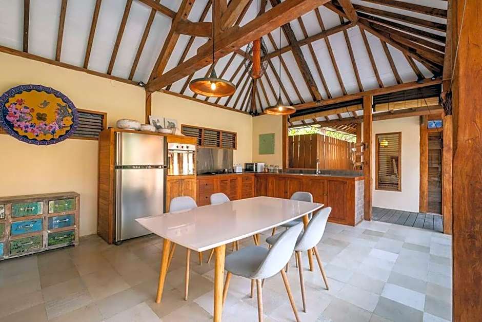 Gorgeous 4 BR Villa in Canggu