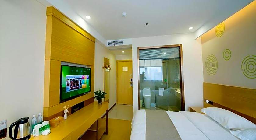 GreenTree Inn Zhangjiagang Yangshe Old Street Stadium