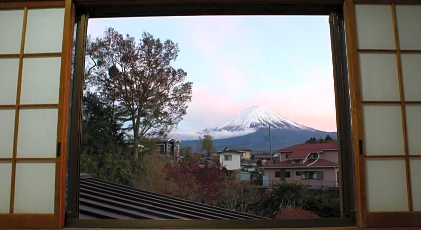 HOSTEL MICHIKUSA-YA